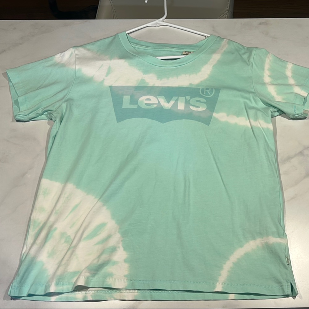 Levi's Pastel Green Tie-Dye Tee